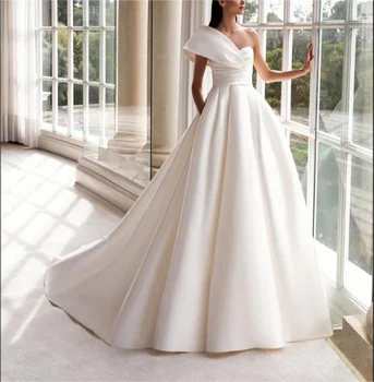 2024 Элегантное белое свадебное платье принцессы Шифон с открытыми плечами Свадебное платье с открытыми плечами Плиссированные до земли Chape