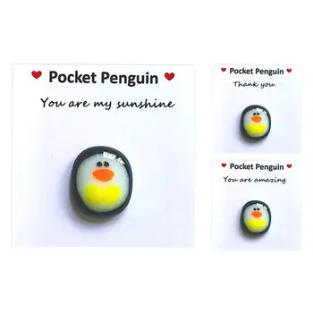 Маленький карманный пингвин обнимает на память миниатюрный пингвин украшение милый подарок с маленьким сообщением открытка расстояние социальный подарок